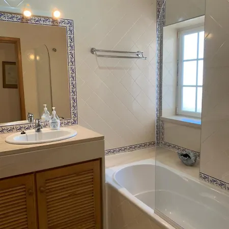 Apartamento Viriato T3 Apartment